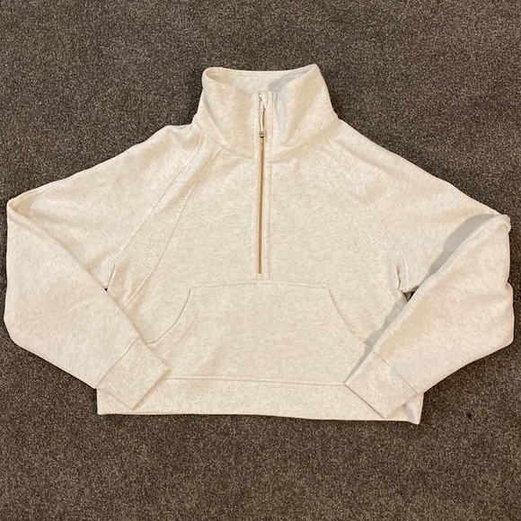 ❤️ Lululemon Scuba Oversized Funnel Neck in Heathered Light Ivory Gold NWT - Picture 2 of 11